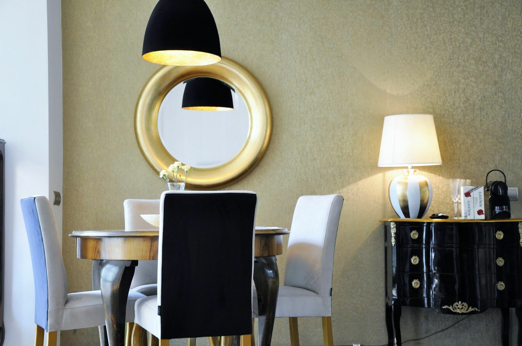 Mondrian Luxury Suites & Apartments Krakow Old Town 外观 照片